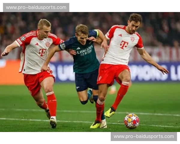 绿茵场上的宿命对决:当“龙之队”再度遭遇“沙漠雄狮”的意志碰撞